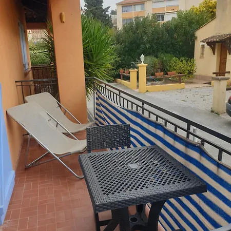 Appartamento Raphael Boulouris